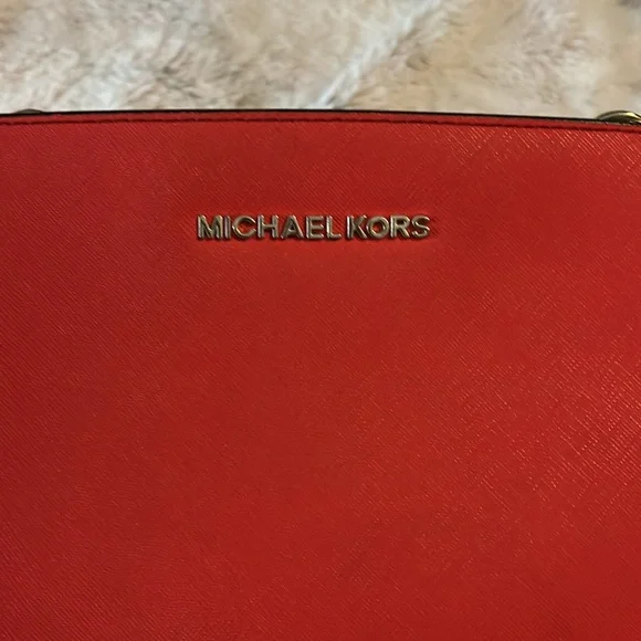 Michael Kors Red Bag - Picture 3 of 4